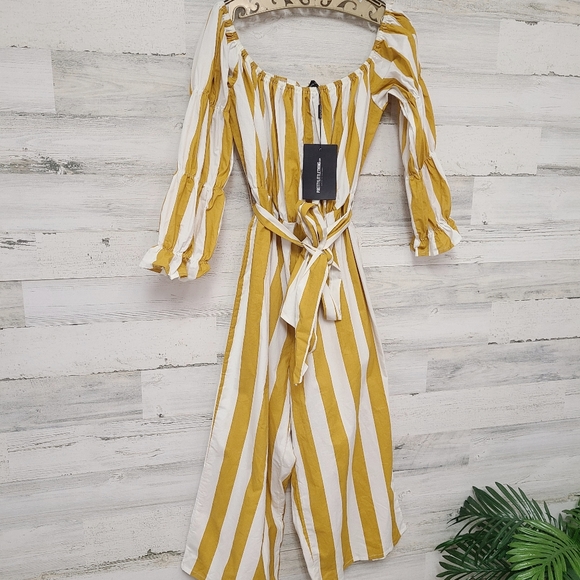 PrettyLittleThing Mustard Striped Bardot Jumpsuit - Picture 8 of 13